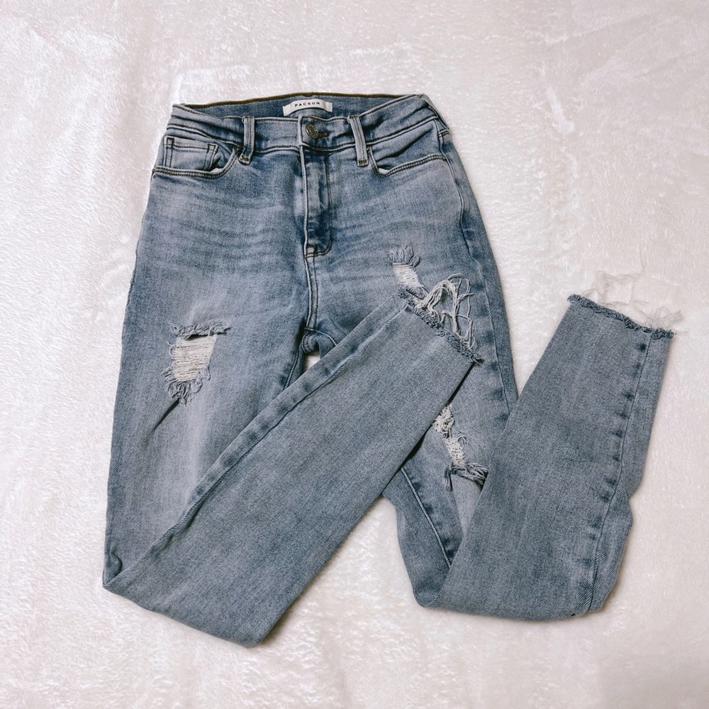 light blue ripped high rise jeggings